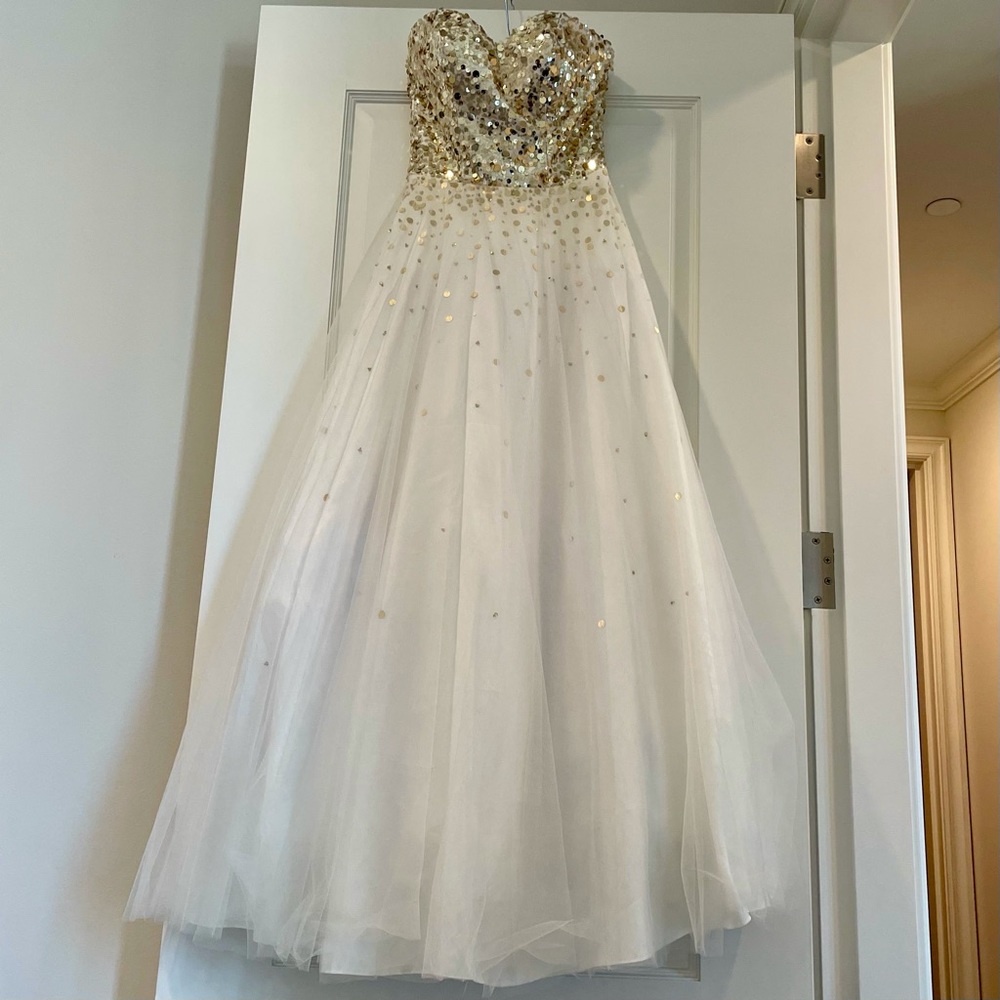 Sparkle A-line Full-Length Dress- white and gold